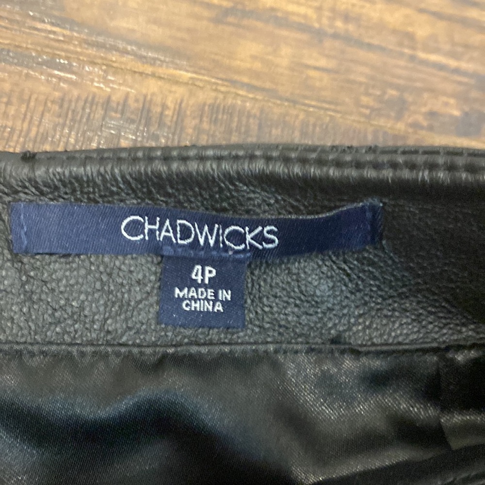 Chadwick’s grunge quilted black leather skirt Size 4P - Picture 4 of 12